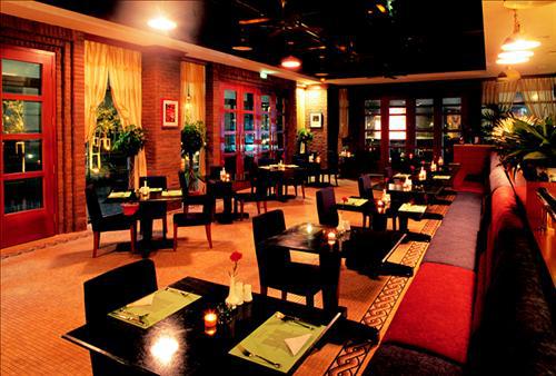 River Front Business Hotel Shanghai Restaurant photo